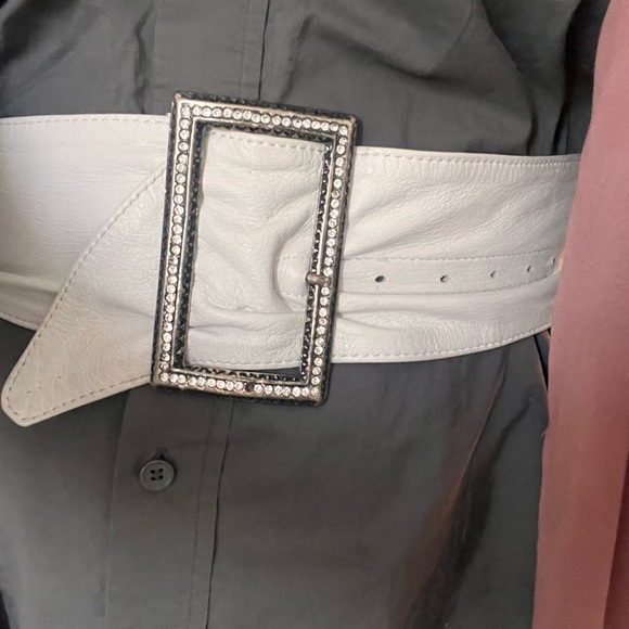 ZARA- Leather white belt with jewels - Picture 2 of 10